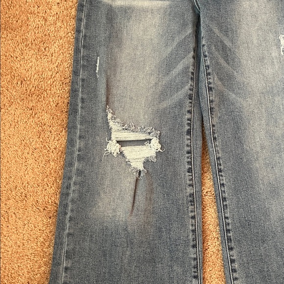 Risen Button Fly Distressed Wide Raw Hem Jeans - Picture 3 of 10